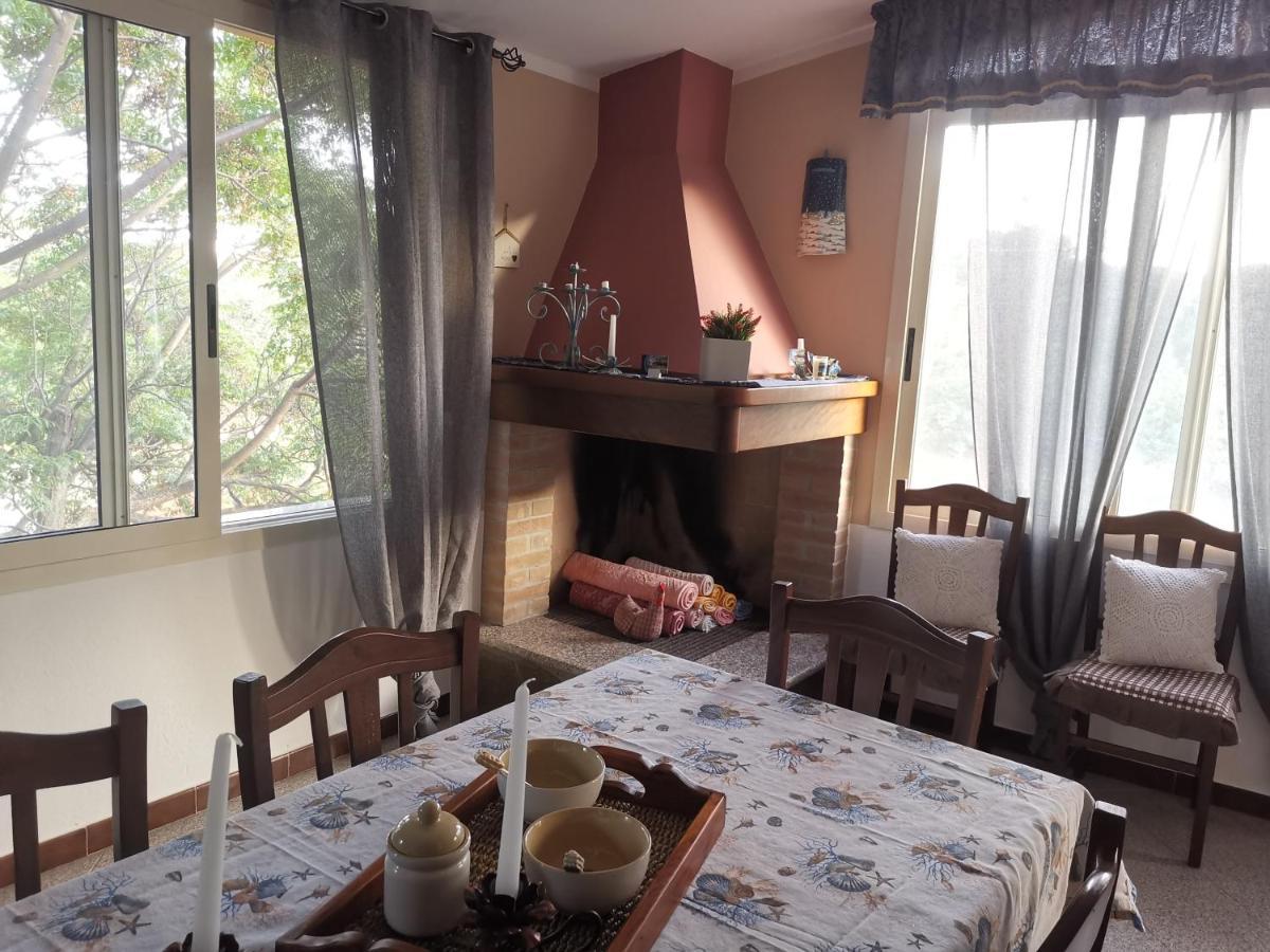 Casa Vacanze Richi&Michi Chia Villa Bagian luar foto